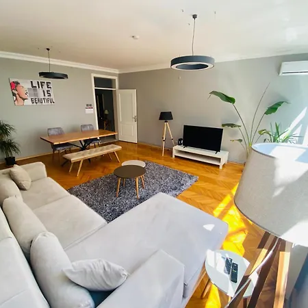 Luxury At The Heart Of Nisantasi Lejlighed *