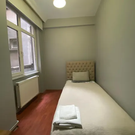 Luxury At The Heart Of Nisantasi Estambul