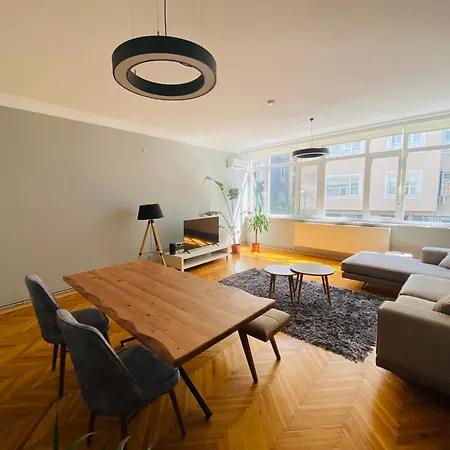Luxury At The Heart Of Nisantasi 이스탄불