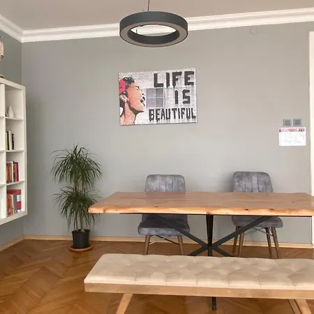 Luxury At The Heart Of Nisantasi 아파트 이스탄불